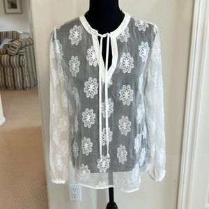 White semi-transparent top Size Medium